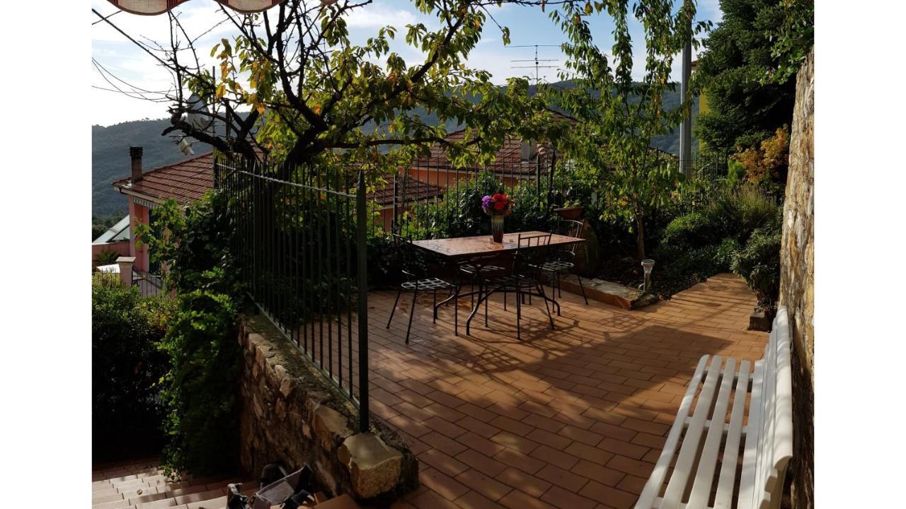 Casa Dalia Villa Pietrabruna Bagian luar foto