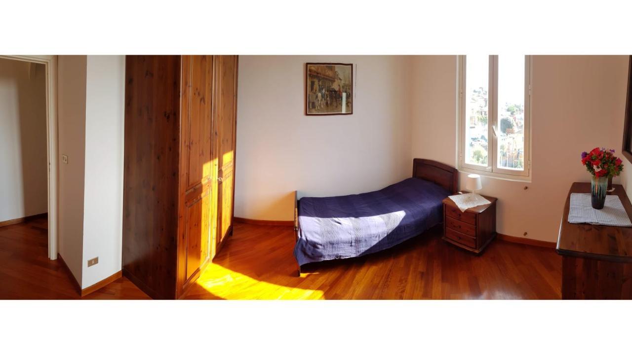 Casa Dalia Villa Pietrabruna Bagian luar foto