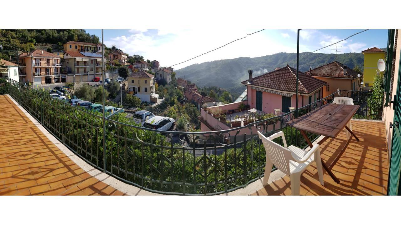 Casa Dalia Villa Pietrabruna Bagian luar foto